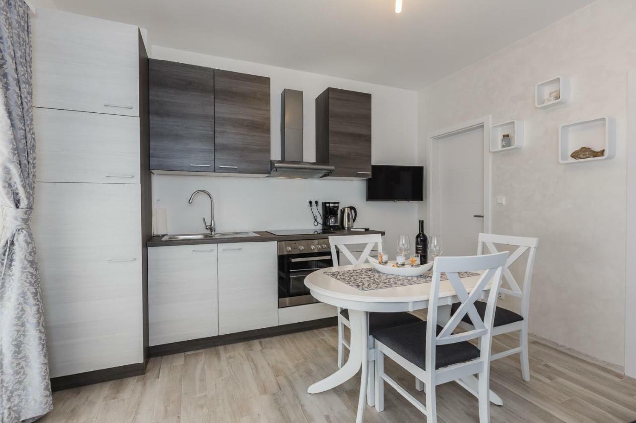 Apartmani Nikola Plano Buitenkant foto
