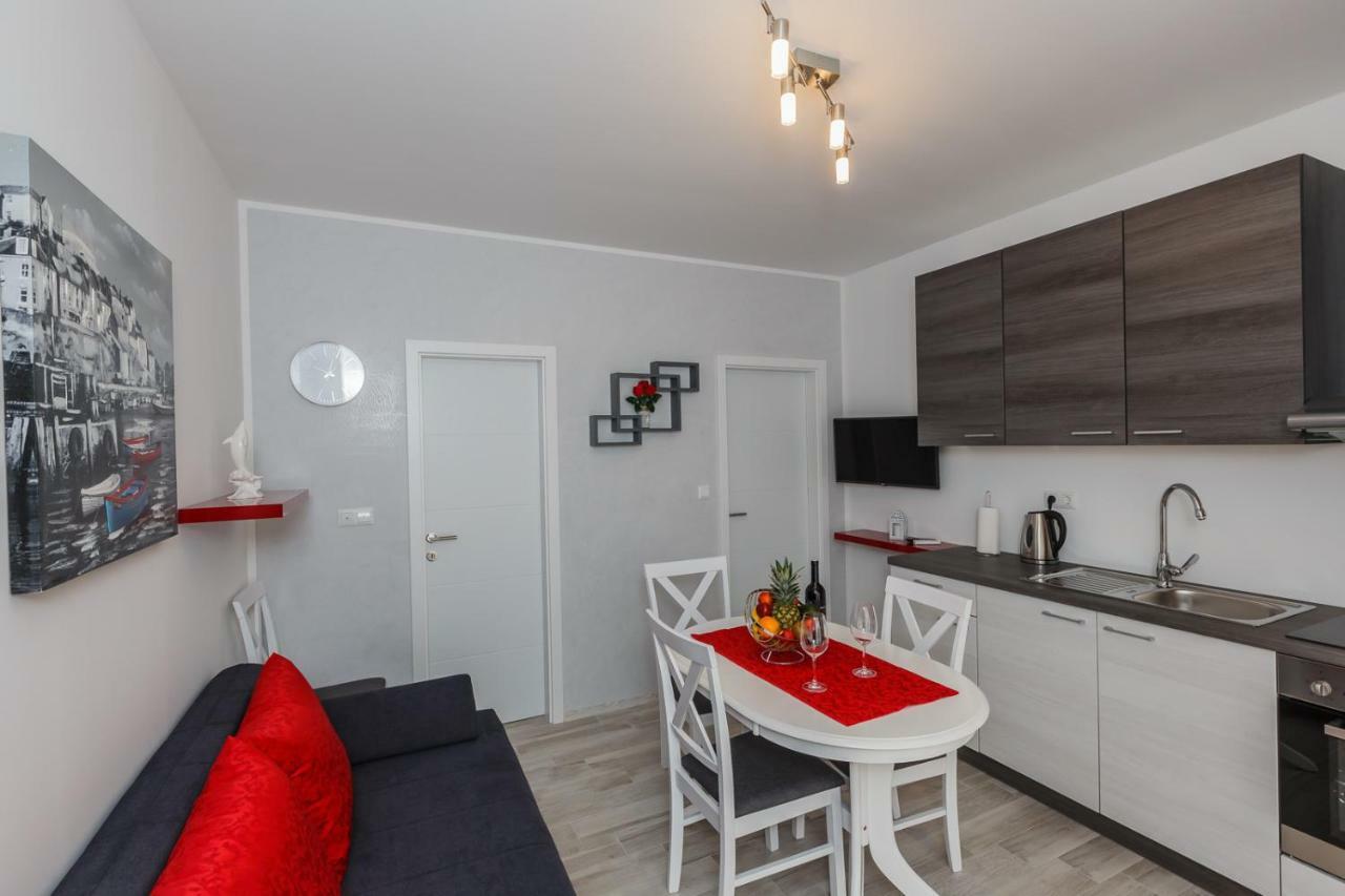 Apartmani Nikola Plano Buitenkant foto